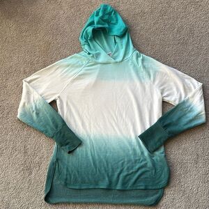 Te Verde Ombré Fleece Hooded Sweatshirt!